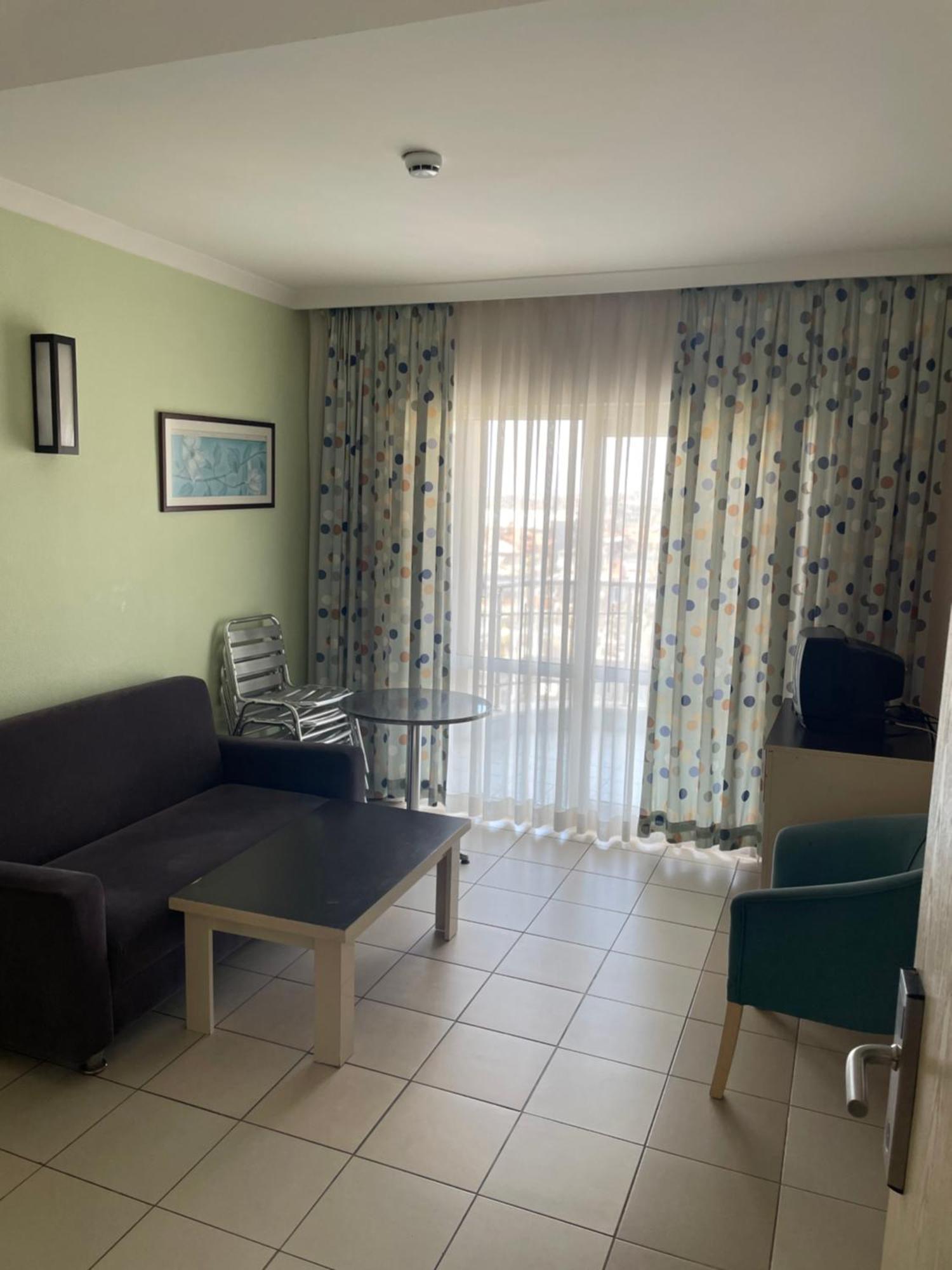 Okan Tower Aparthotel