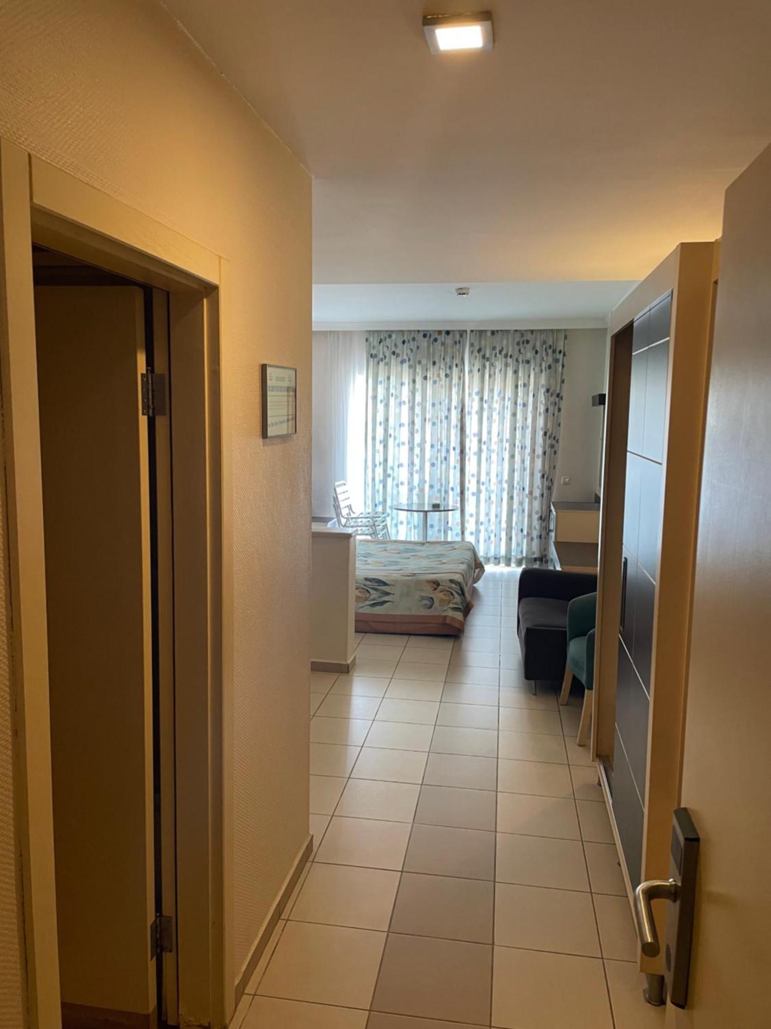 Hotel apartamentowy Okan Tower